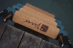 Varax laituritikas 420 ylösnostettava, musta