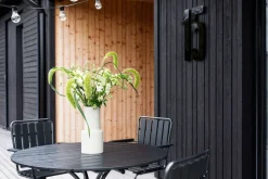 Varax Suvisaari pöytä pyöreä musta