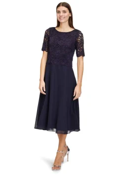 Vera Mont mekko 0113 4825