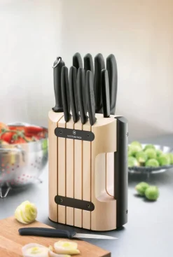 Victorinox Veitsitukki  11-osaa Swiss Classic