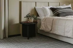 VM-Carpet Aari 12 antrasiitti, kantti 5450, 133*200 cm