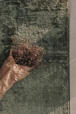 VM-Carpet Basaltti 490 vihreä  80*200 cm, kantti 5774