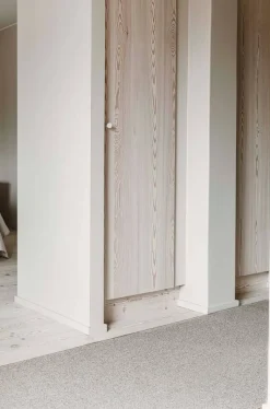 VM-Carpet Duuri 4713 v.beige, 80*200 cm, kantti 5978