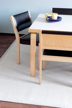 VM-Carpet Esmeralda 71 valkoinen, 133*200 cm, kantti 009 B