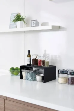 Yamazaki hyllykoroke Tower pinottava musta