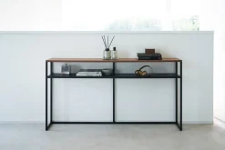 Yamazaki konsolipöytä Tower hyllyllä musta