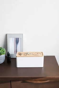 Yamazaki korurasia Rin kolme osaa valkoinen