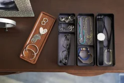 Yamazaki korurasia Rin kolme osaa musta