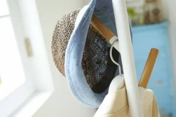 Yamazaki pystynaulakko valkoinen