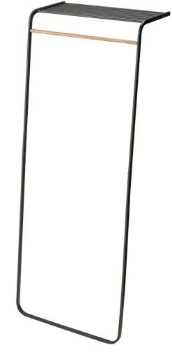 Yamazaki vaateteline musta